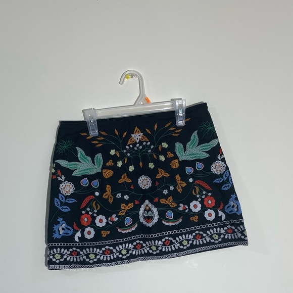 Shein Patterned Skirt - Picture 2 of 2